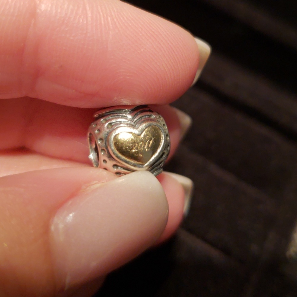 Pandora Limited Edition Midnight Heart Charm
